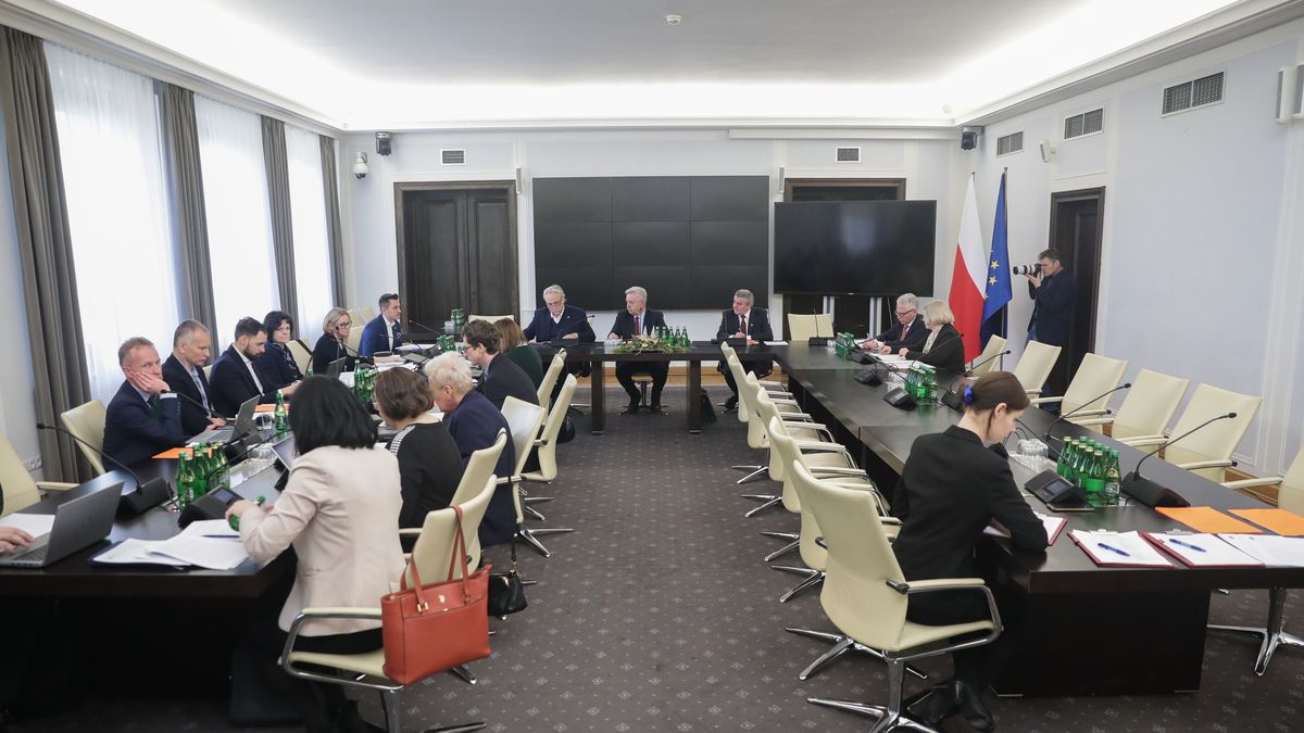 Senacka Komisja Budżetu i Finansów Publicznych przyjęła ustawę okołobudżetową na rok 2024 bez poprawek