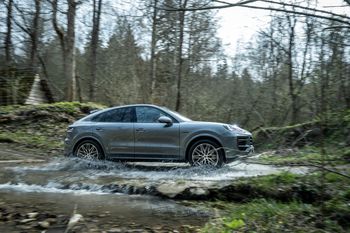 Test: Porsche Cayenne Black Edition pokazuje, że Niemcy mają problem – i warto to wykorzystać