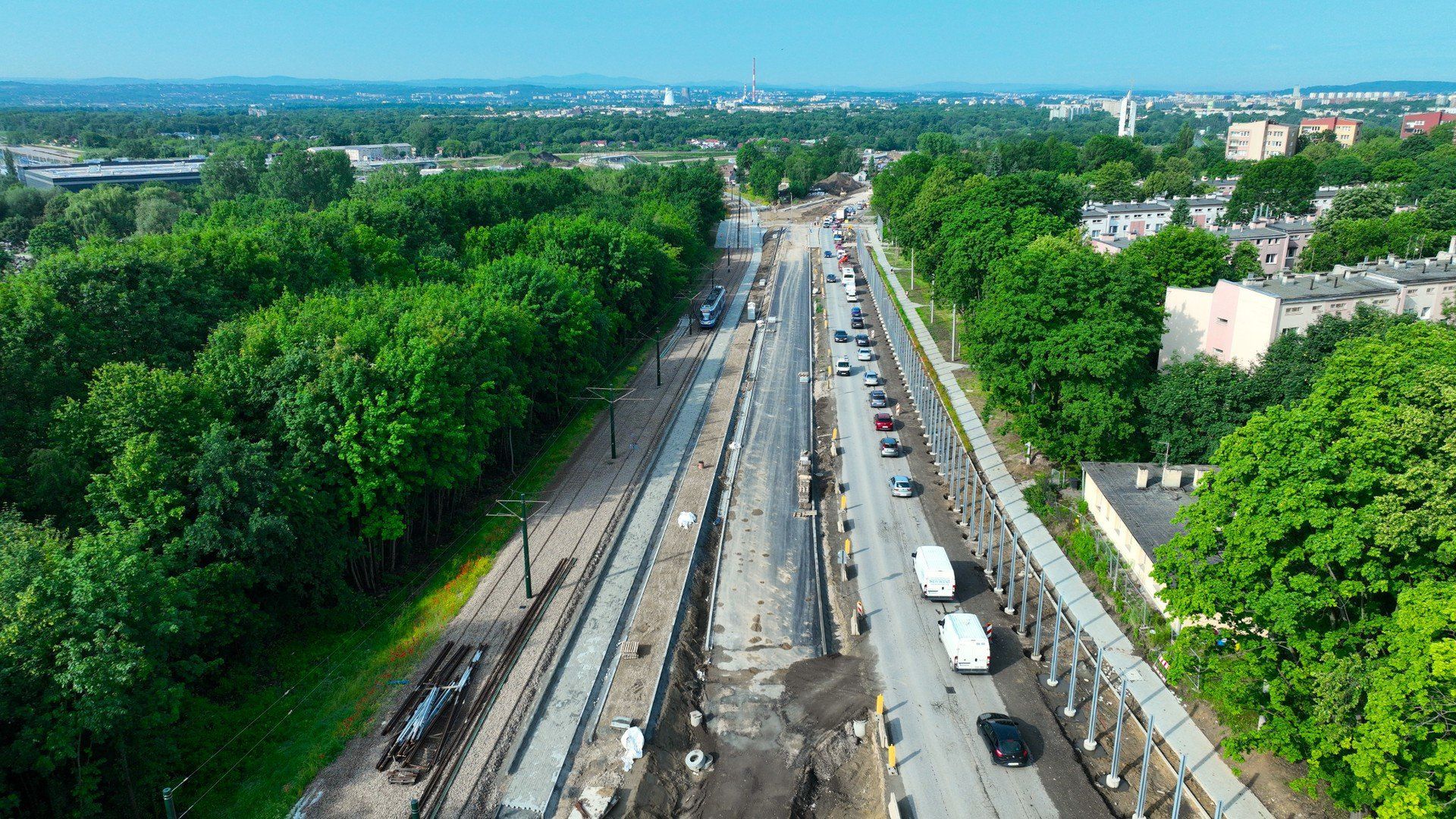 Trwa przebudowa pierwszego odcinka ul. Kocmyrzowskiej