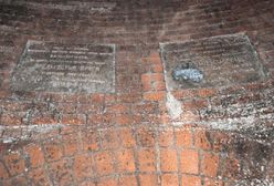 Odkrycie w warszawskich kanałach. Pamiątka sprzed 115 lat