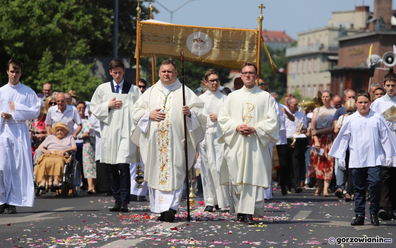Procesja Bożego Ciała w Gorzowie. Utrudnienia dla kierowców i pasażerów MZK