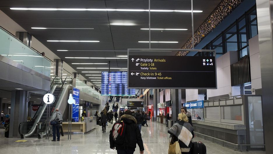 W Kraków Airport nie ma w sprzedaży usługi usługi FAST TRACK - priorytetowego przejścia do Punktu Kontroli Bezpieczeństwa