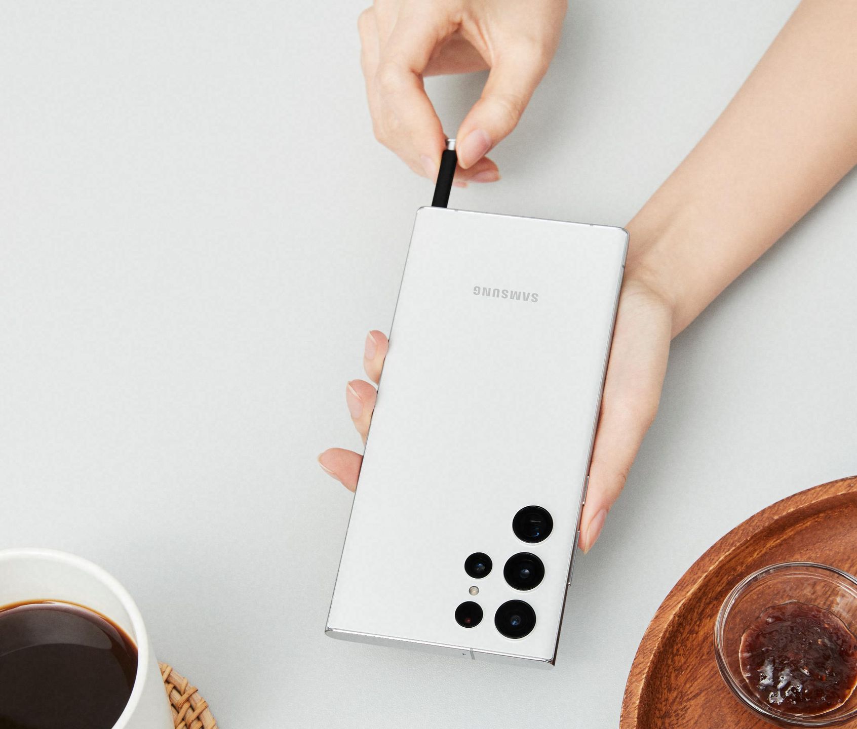 Samsung Galaxy S22 oficjalnie. Powitajcie nowe aparaty, rysik i wyższe ceny 3