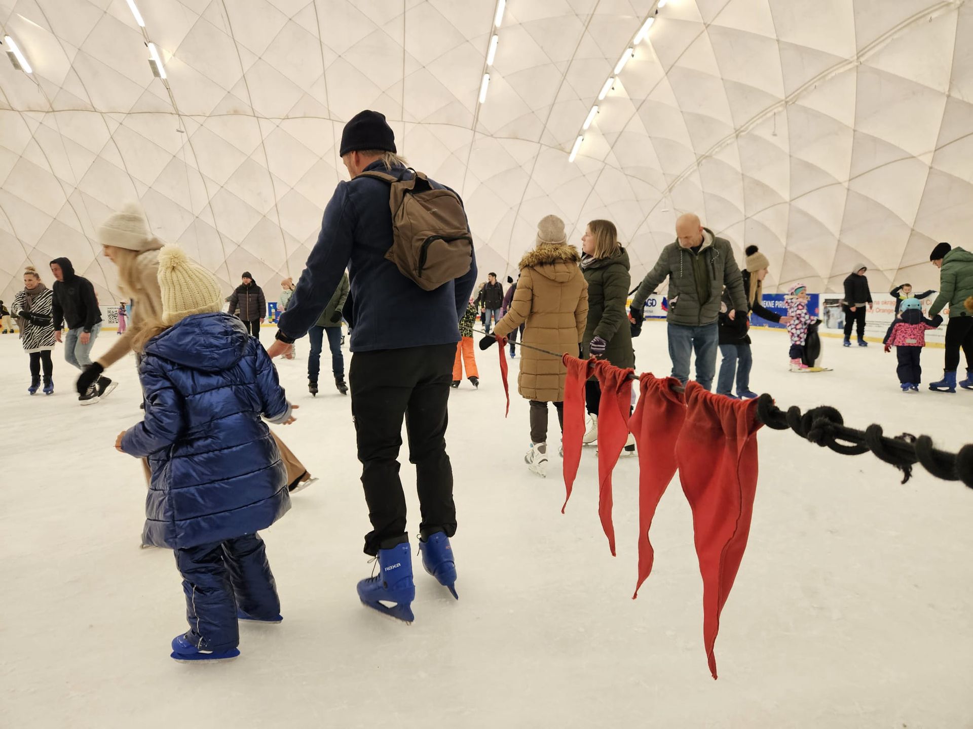 Miłośnicy łyżew nie maja wątpliwości - dla takiej przyjemności warto postać w kolejce
