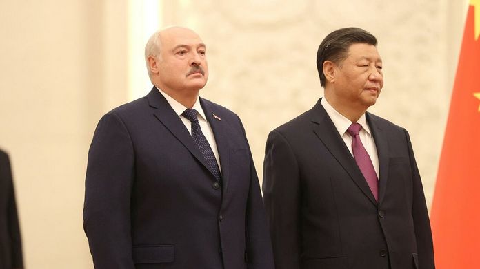 Łukaszenka spotkał się z Xi.