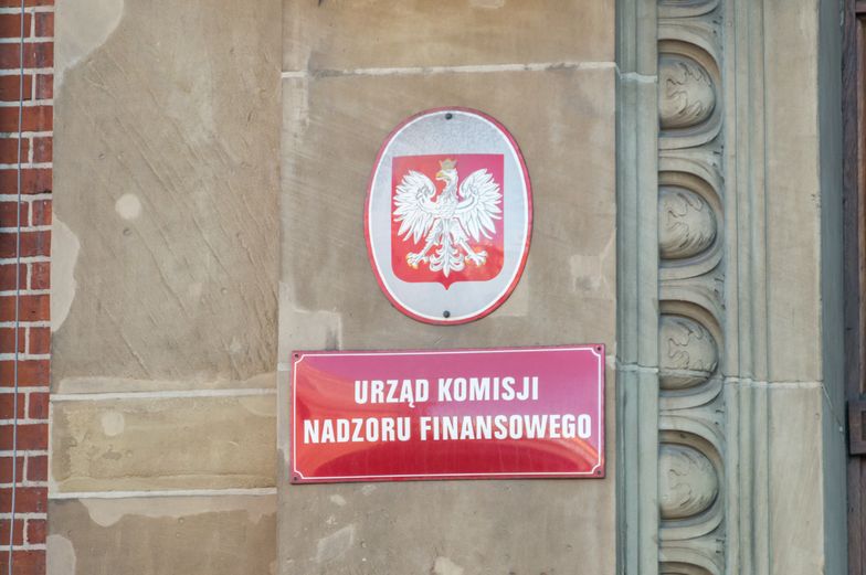 Dwa nowe podmioty na liście ostrzeżeń KNF. Urząd aktualizuje listę