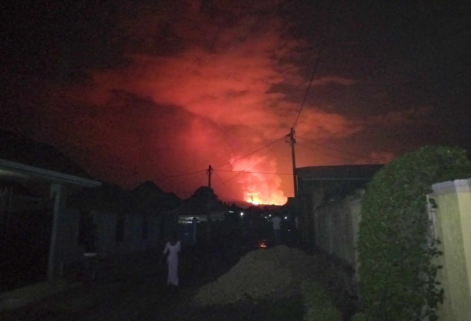 Nagła aktywność wulkanu zaniepokoiła wulkanologów