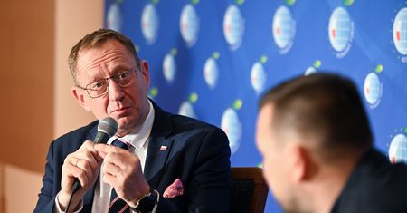 Gdzie lista firm, które zarobiły na zbożu z Ukrainy? Minister: muszę wziąć to na klatę