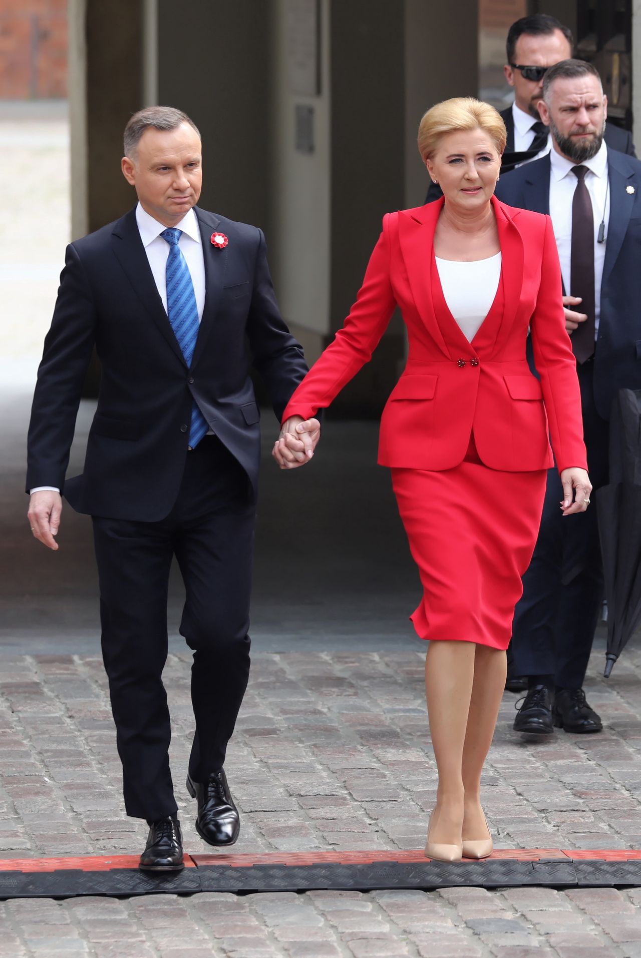 Andrzej Duda i Agata Kornhauser-Duda na obchodach Dnia Flagi Rzeczpospolitej Polskiej