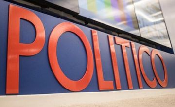 Podsłuchano rozmowę dziennikarza Politico. "Przerażający sygnał"