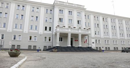 Pracownicy sami zdecydują, na którą godzinę przyjdą do pracy. Zmiany w Komendzie Wojewódzkiej Policji w Lublinie