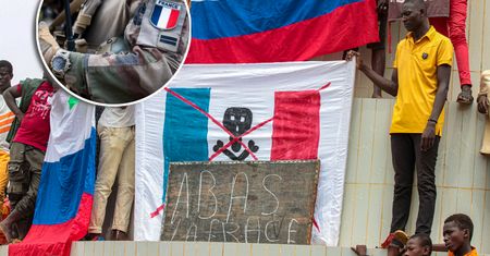 Francja traci wpływy w Afryce. Rosja i Chiny zajmują jej miejsce