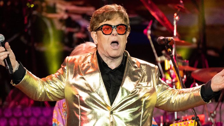 Elton John trafił do szpitala. Menadżer muzyka zabrał głos