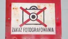 Kary za fotografowanie budynków NBP, ważnych mostów i dróg. „Zachwaszczanie prawa”