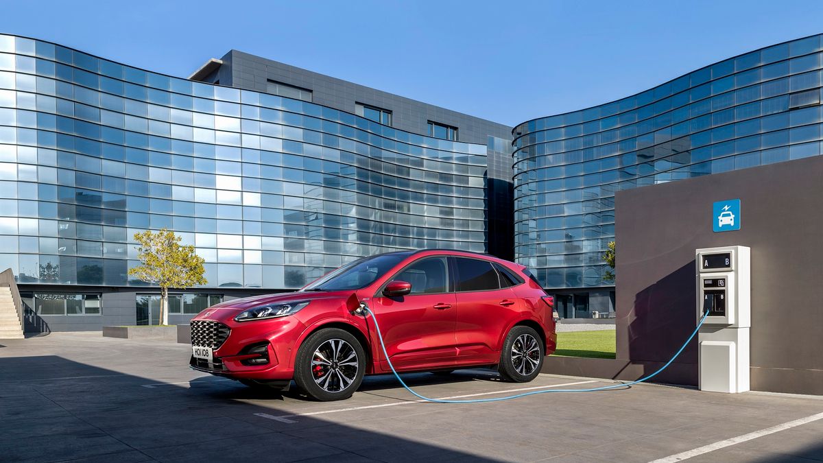 Ford Kuga Plug-in (2020) (fot. Ford)