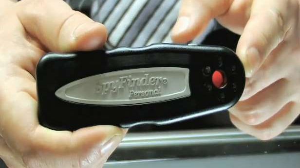 Wykrywacz ukrytych kamer pomoże w walce z podglądaczami 1