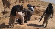 Makabryczne odkrycie w Syrii. Masowe groby ofiar ISIS
