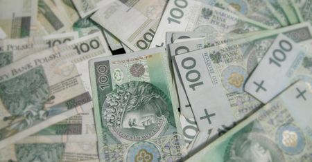 Przekręty 30-latka. Tak działał oszust. Wyłudził blisko 2 mln zł