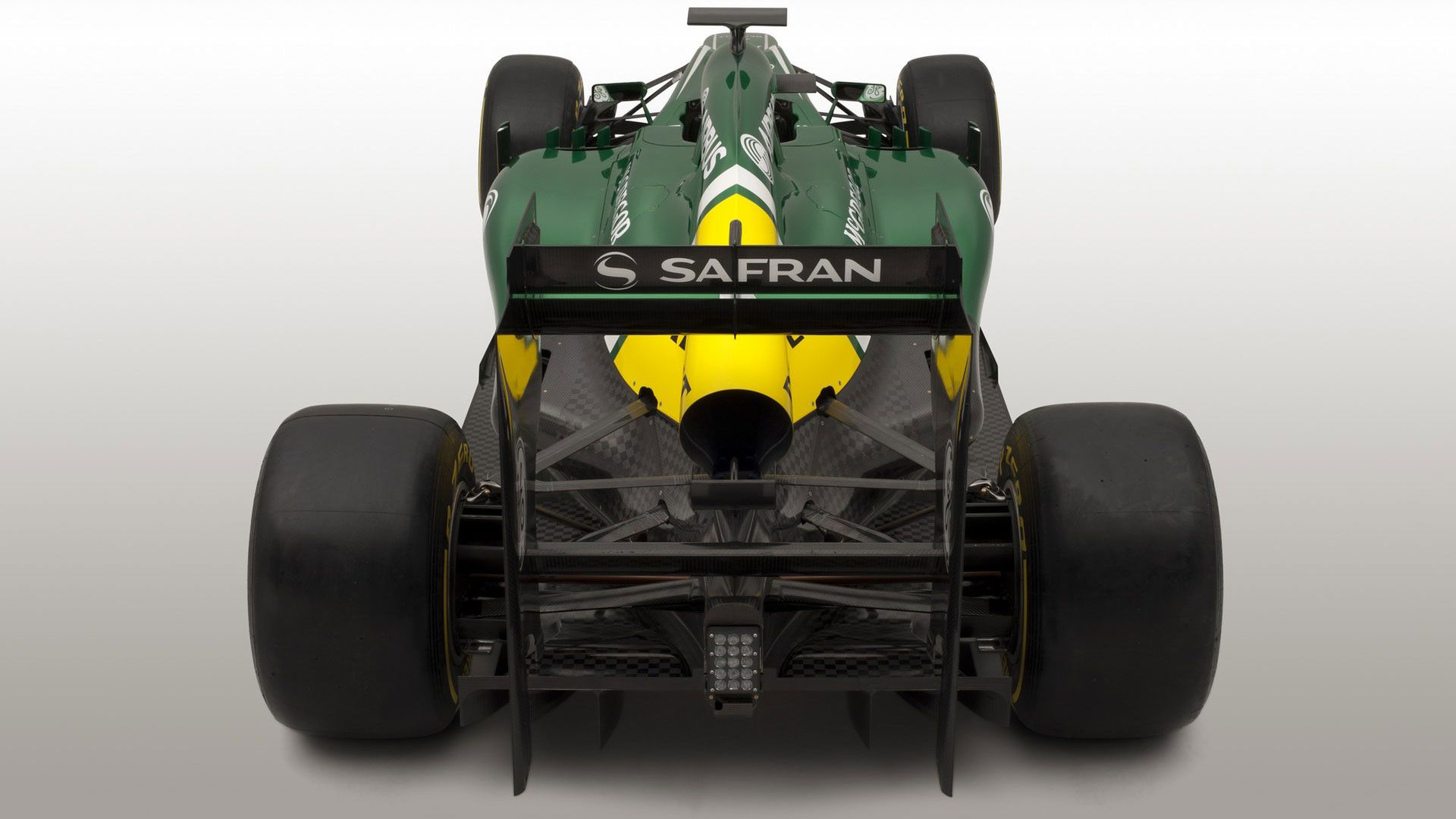 Caterham CT03