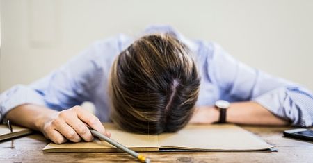 Quiet quitting - nowy trend na rynku pracy. Na czym polega?