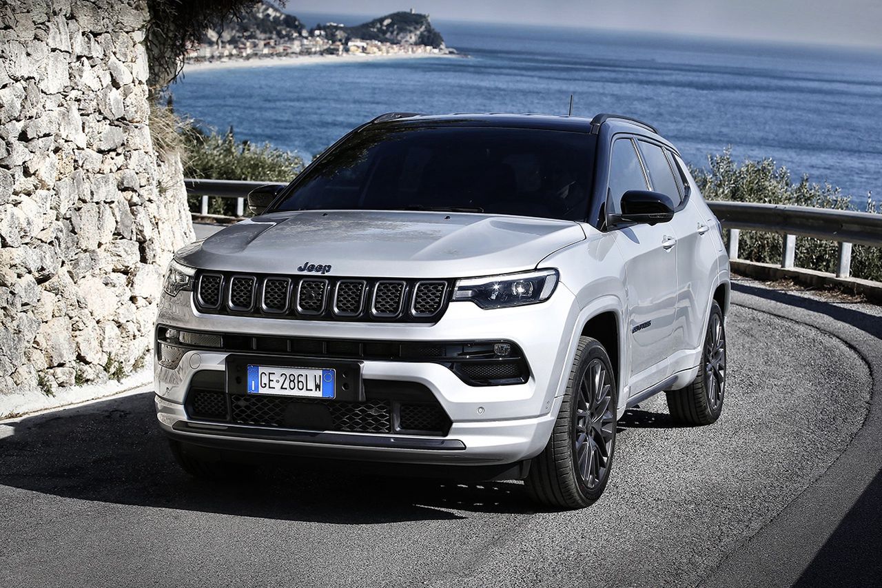 Jeep Compass, czyli 10 powodów, dlaczego warto wybrać SUV-a z amerykańskimi korzeniami