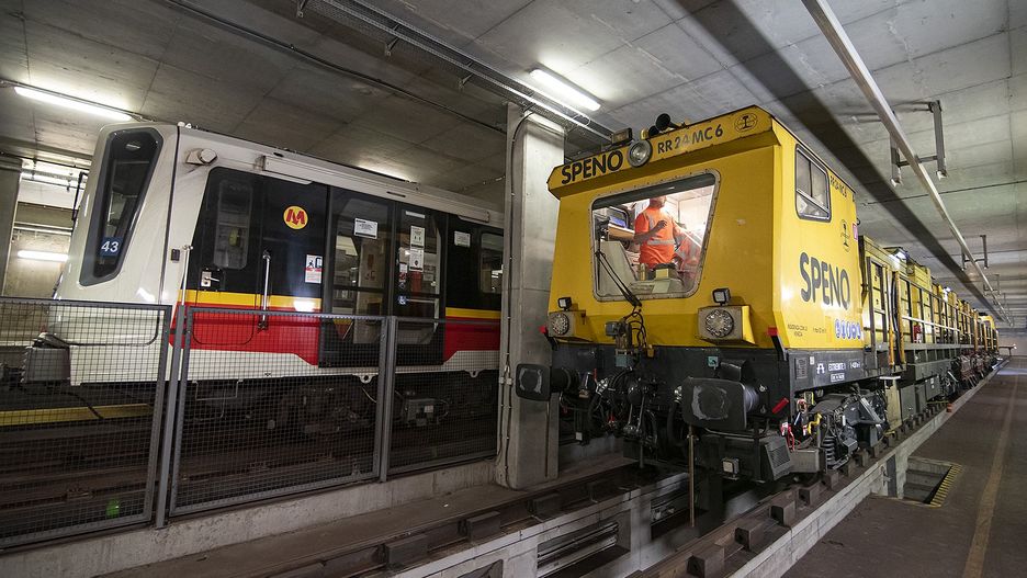 Metro szlifuje tory