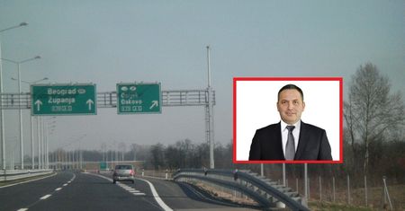 Sytuacja jest nietypowa. Prezes obejrzy mecze na autostradzie