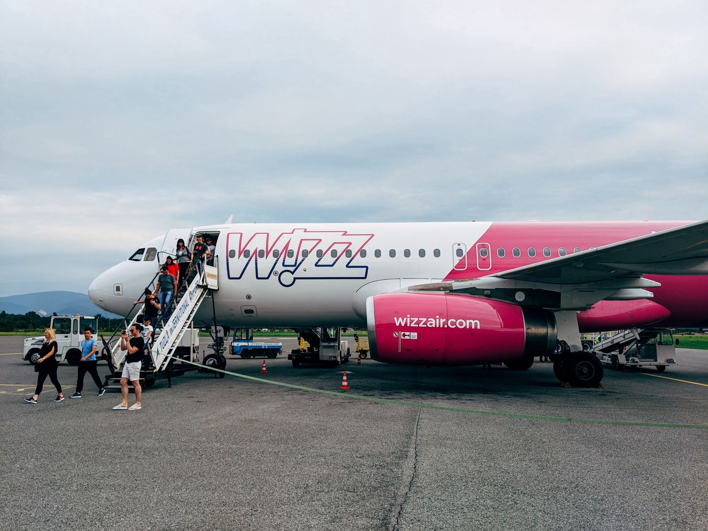 Dramat matki i córki. Skandal w samolocie Wizz Air z Polski do Paryża