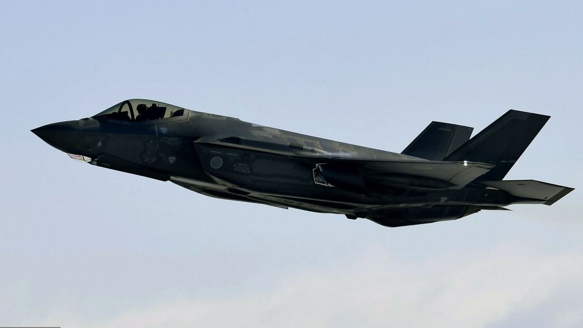 F-35A. Samolot używany do zrzucania bomb  B61stanowiących broń jądrową układu Nuclear Sharing.