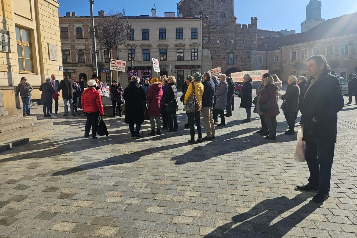 Protest mieszkańców Lublina wobec planów budowy trzech spalarni śmieci w mieście