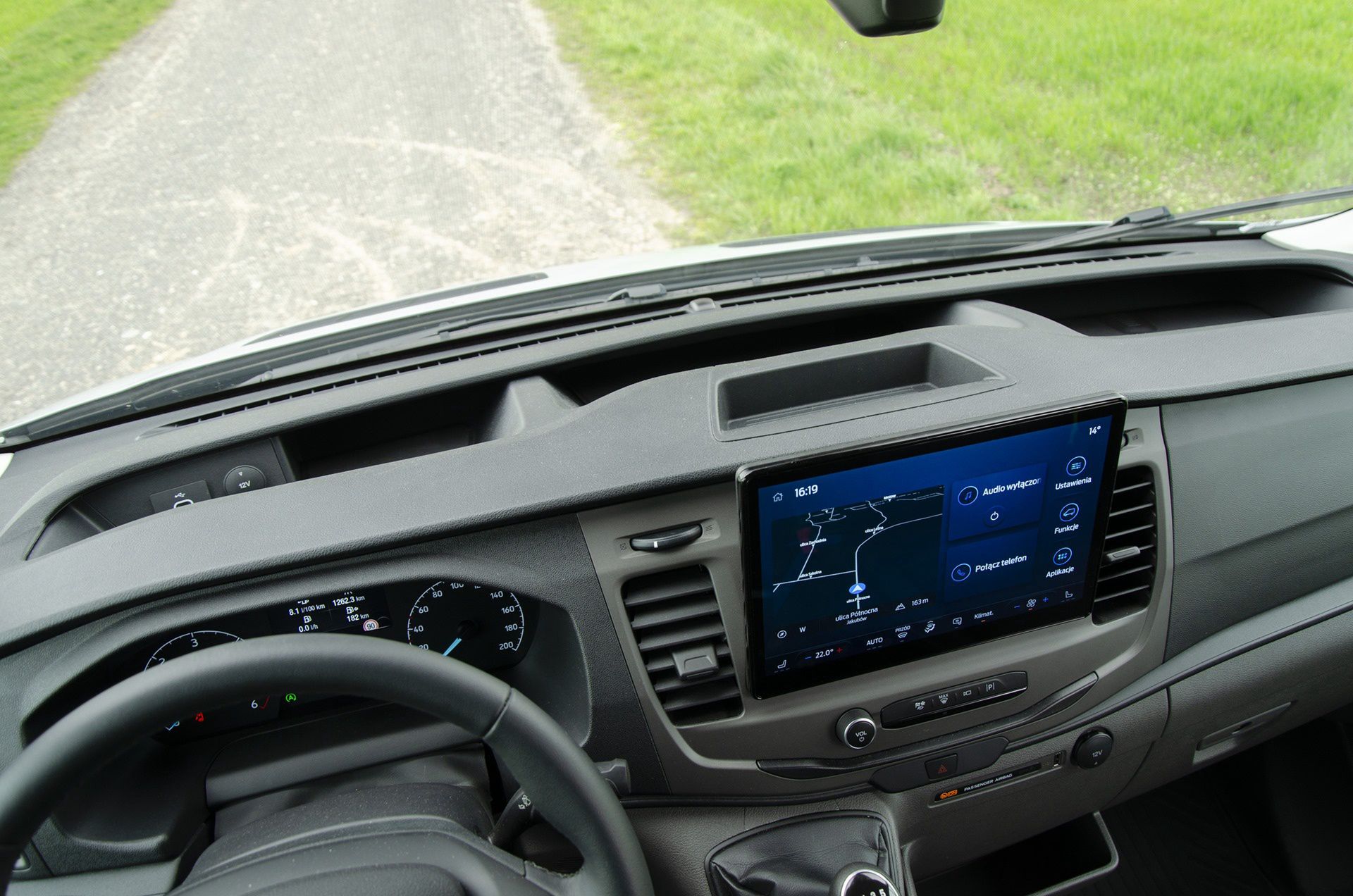 Ford Transit Trail (2023)