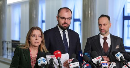 PiS idzie do prokuratury i CBA ws. projektu nowej większości