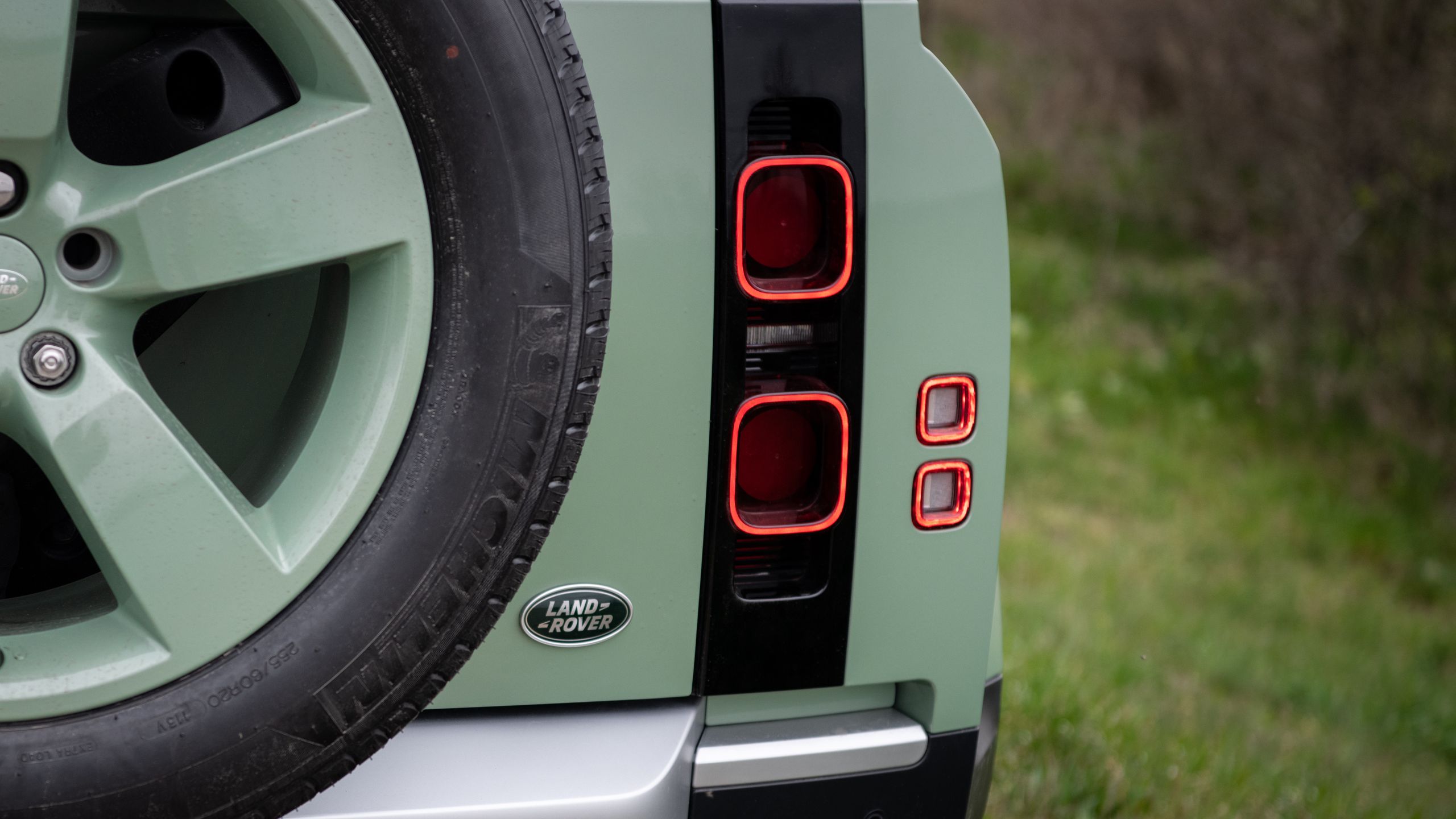 Land Rover Defender 90 75th Limited Edition
