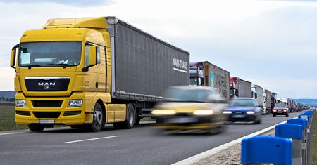 PO i PiS jednym głosem w europarlamencie. Przegrali głosowanie