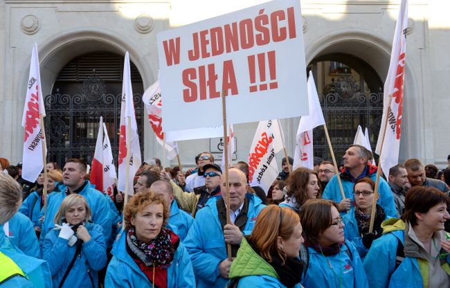 Protest przed Ministerstwem Rolnictwa. Chcą podwyżek