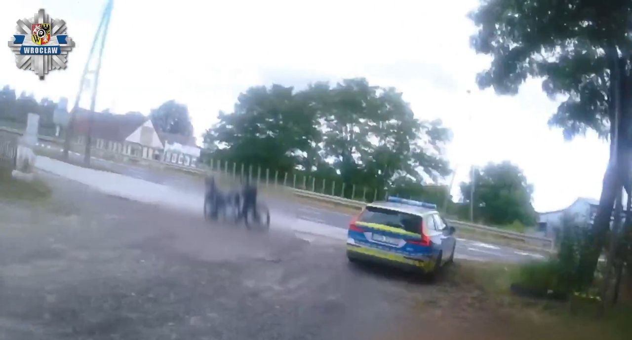 Próbował przekupić policjantów. „Ale to nie do mnie tak. Do mnie nie”. Wszystko się nagrało