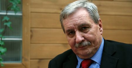 Eisler: Komuniści uznawali, że z hołotą się nie rozmawia