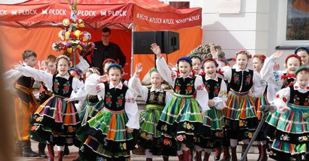 Piknik Wielkanocny na Starówce, było wesoło i kolorowo