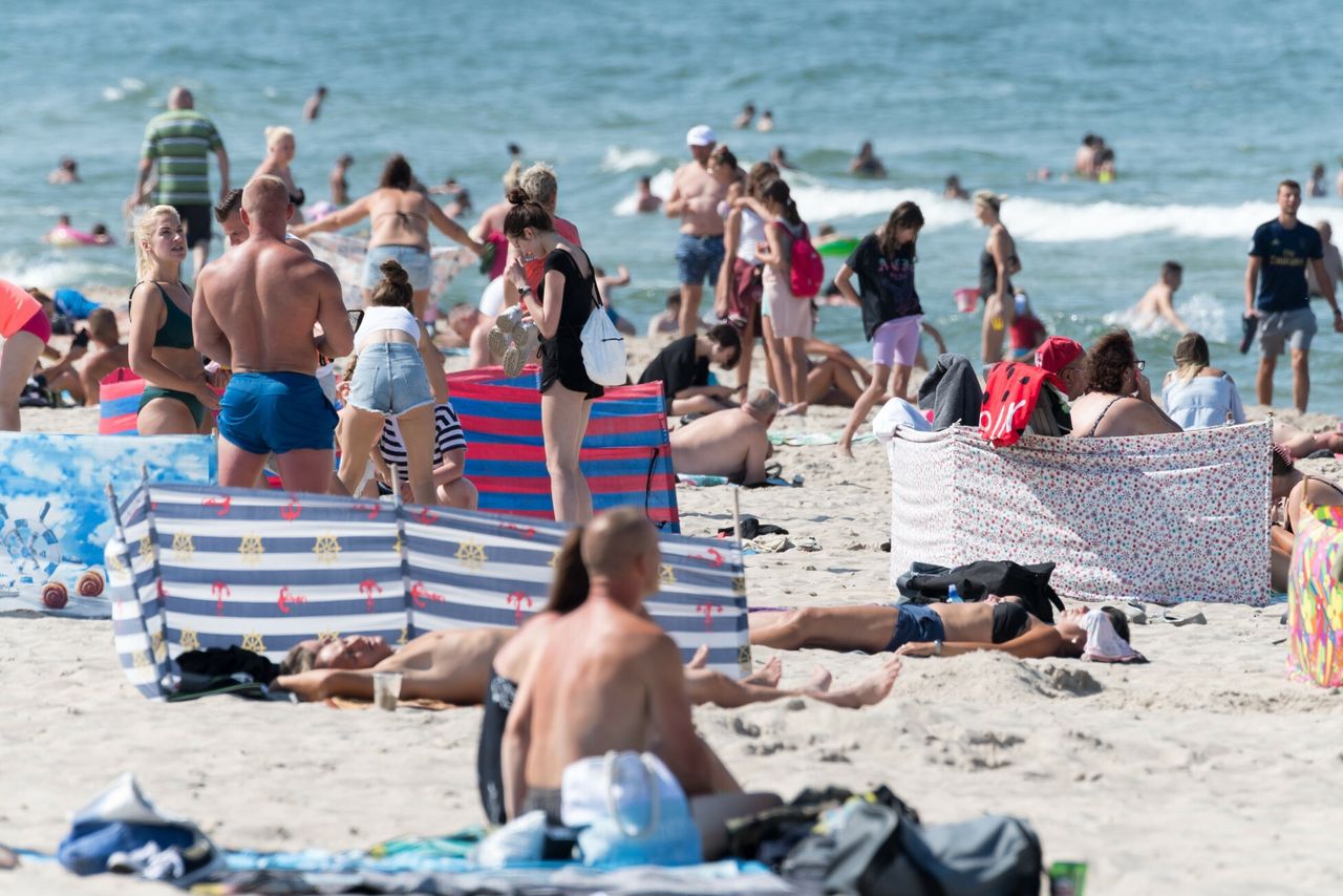 Polacy zrezygnowali z długich wczasów. Tak wyglądały tegoroczne wakacje