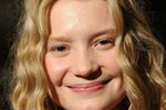 ''Lawless'': Mia Wasikowska dziewczyną z amerykańskiego południa