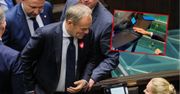 Nagrali Tuska z telefonem. Jeden szczegół zwraca uwagę