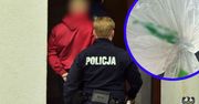 Wałbrzych: Dilerzy przewozili reklamówkę z amfetaminą. Starszy na widok policji wyskoczył z auta i uciekł