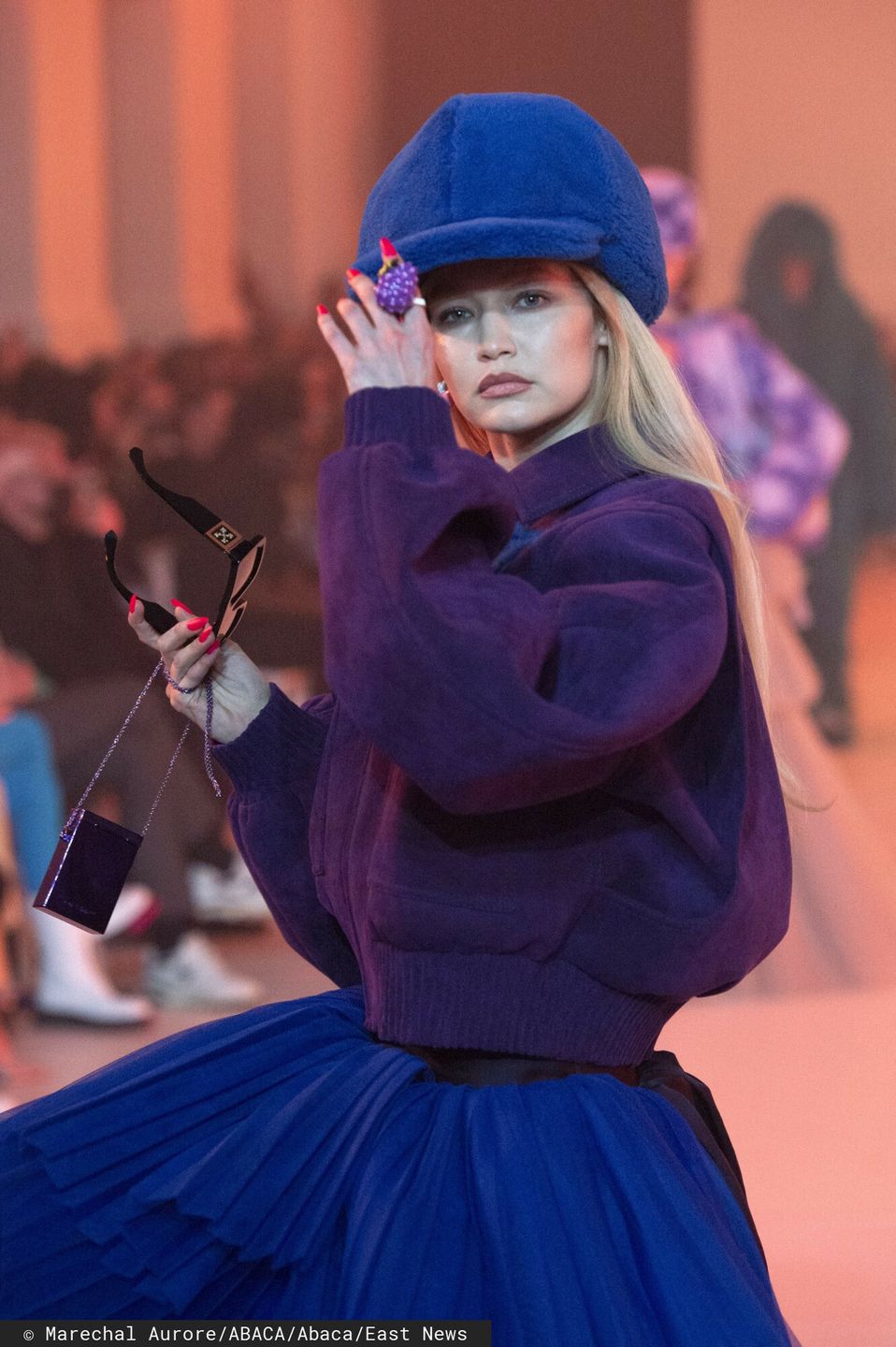 Gigi Hadid na Tygodniu Mody w Paryżu