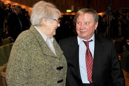 Niepozorne początki