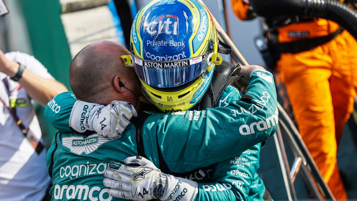 Zdjęcie okładkowe artykułu: Materiały prasowe / Aston Martin / Na zdjęciu: Fernando Alonso