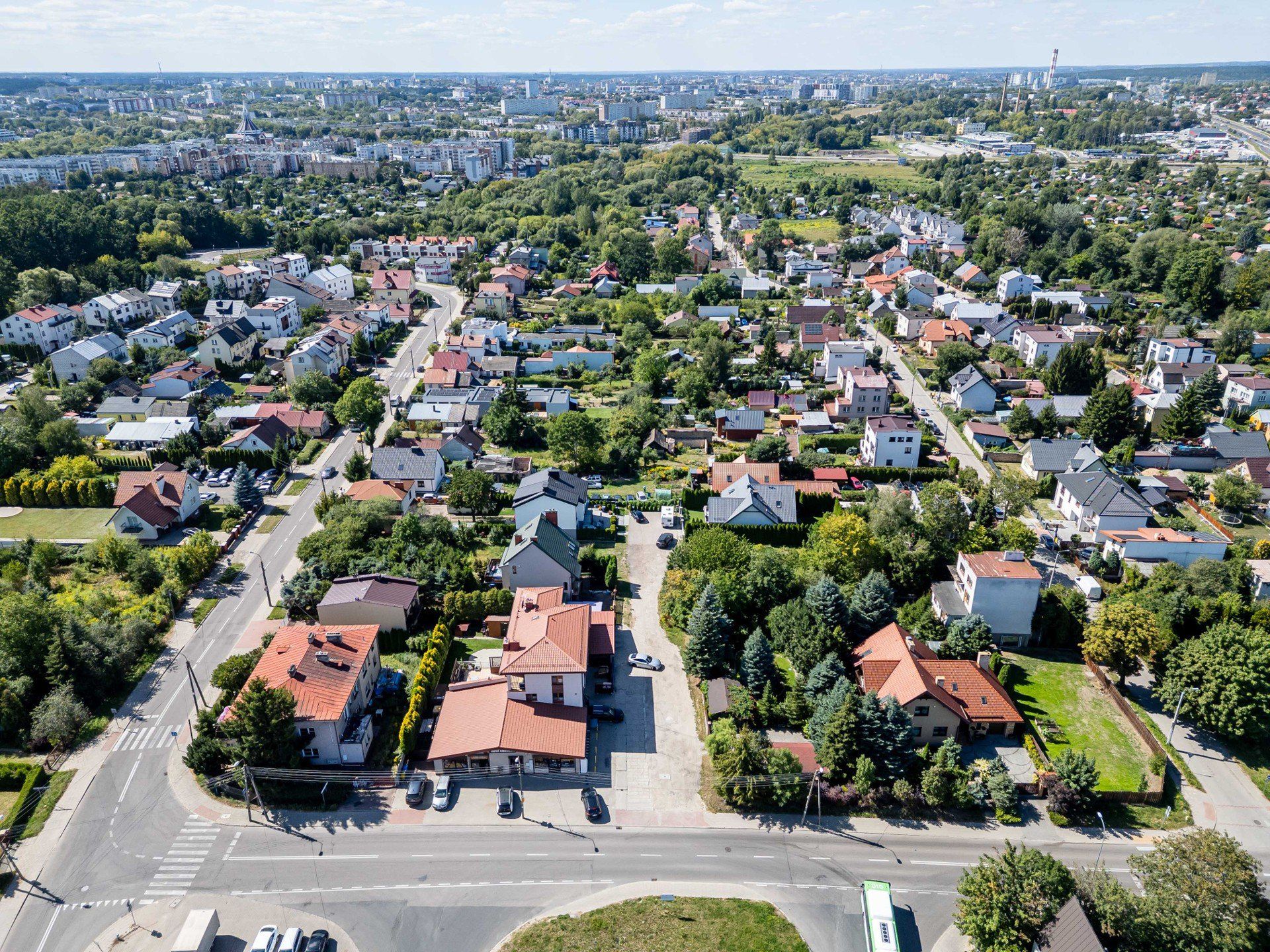 Nowa ulica na PIeczurkach dzieli mieszkańców