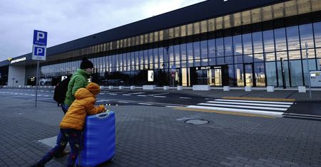 Rok lotniska w Radomiu. Odsłonili karty