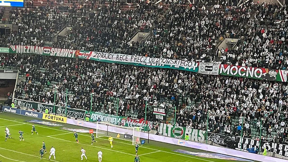 Kibice Legii protestują przeciwko zmianie nazwy ronda Dmowskiego