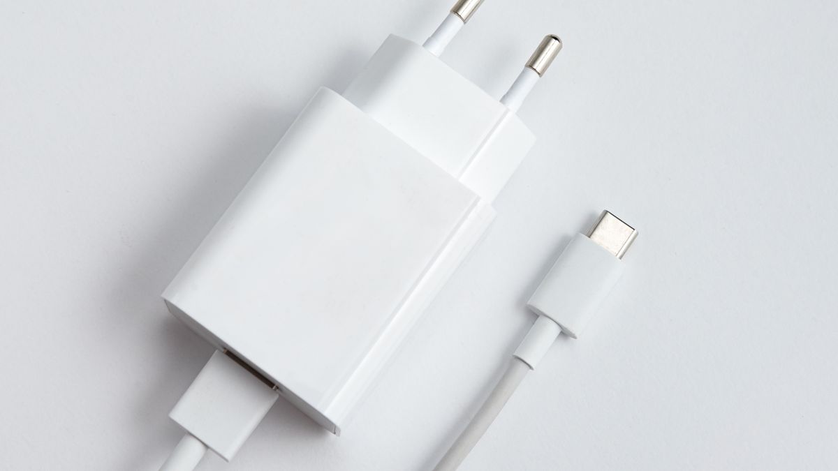 ładowarka z kablem typu C