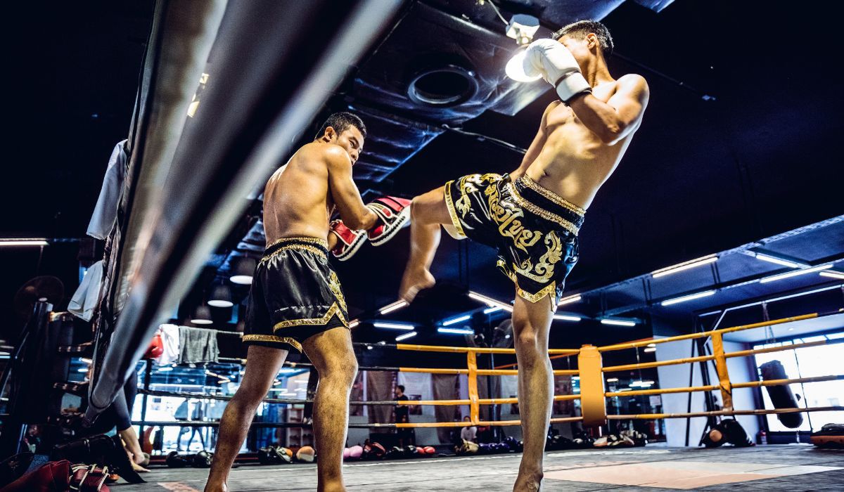 Zawodnicy uprawiający muay thai - Pyszności; Foto Canva.com